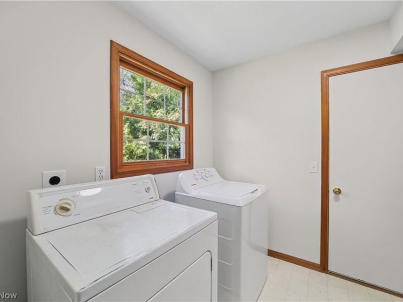 4902 Lakeview Drive , Mentor, OH 44060 Photo 18