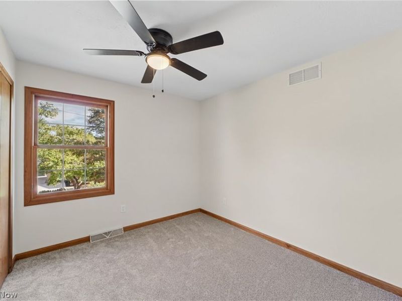 4902 Lakeview Drive , Mentor, OH 44060 Photo 27