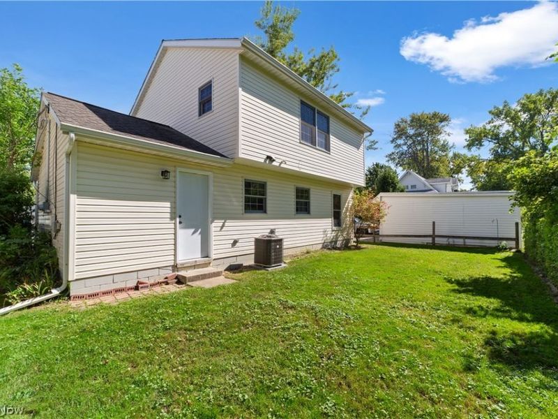 4902 Lakeview Drive , Mentor, OH 44060 Photo 30