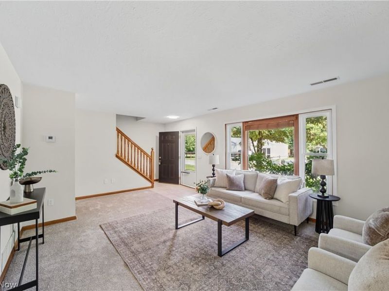 4902 Lakeview Drive , Mentor, OH 44060 Photo 5