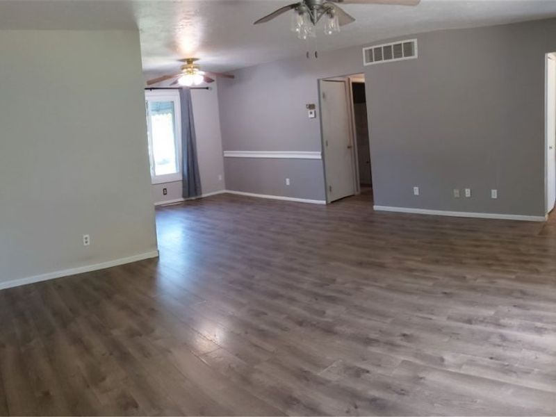 6382 Alderwood Road, Parma Heights, OH 44130 Photo 11