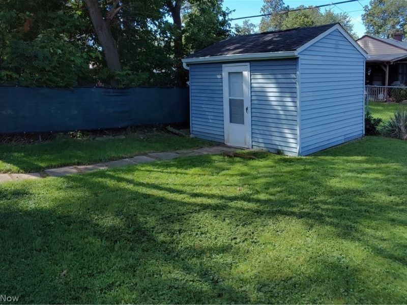 6382 Alderwood Road, Parma Heights, OH 44130 Photo 8