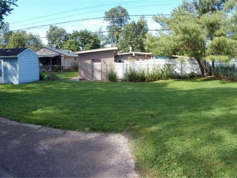 6382 Alderwood Road, Parma Heights, OH 44130 Photo 9