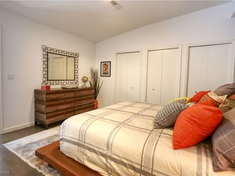 701 W Lakeside Avenue, Cleveland, OH 44113 Photo 34
