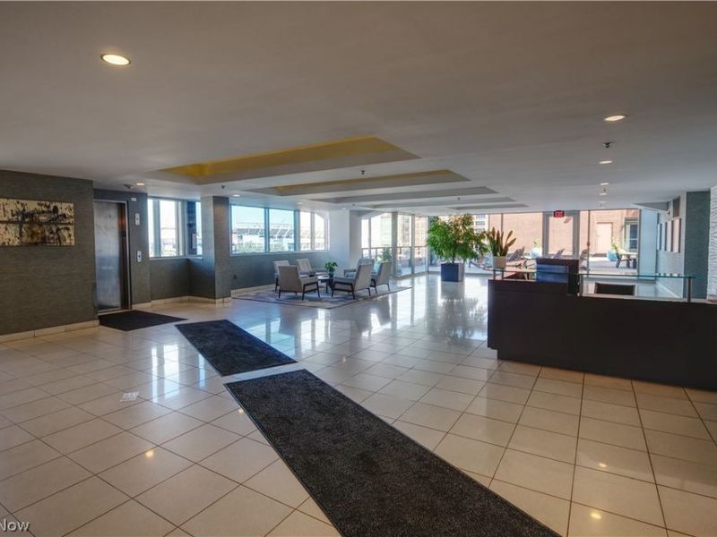 701 W Lakeside Avenue, Cleveland, OH 44113 Photo 39