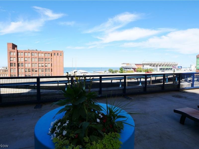 701 W Lakeside Avenue, Cleveland, OH 44113 Photo 42