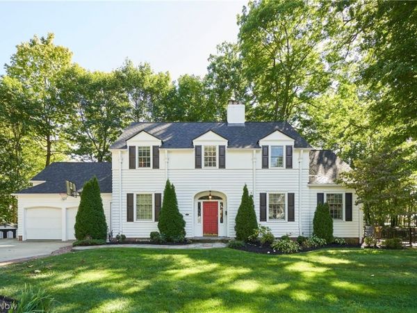 251 Overwood Road, Akron, OH 44313