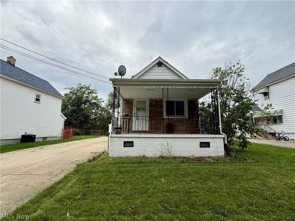 38 Regent Street , Campbell, OH 44405