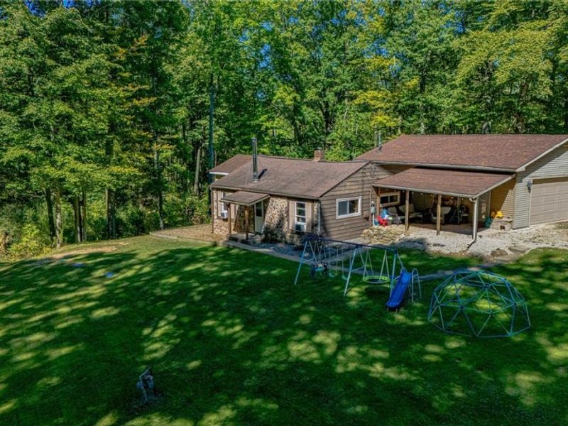 4105 Smith Stewart Road, Vienna, OH 44473 Photo 2