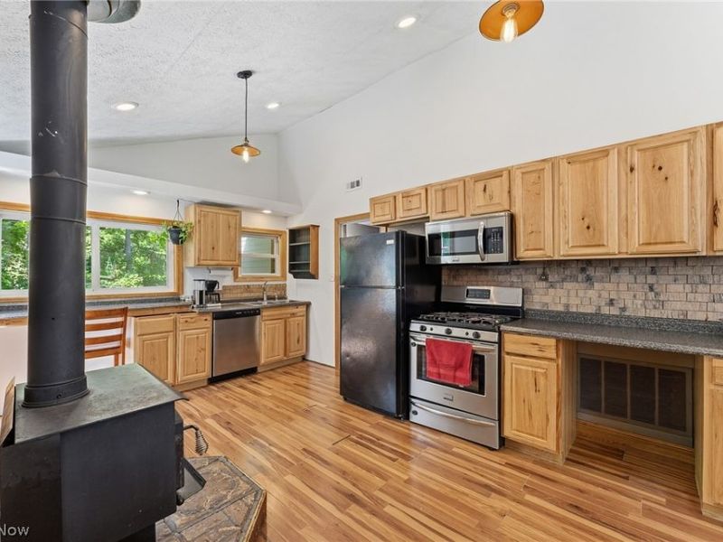 4105 Smith Stewart Road, Vienna, OH 44473 Photo 4