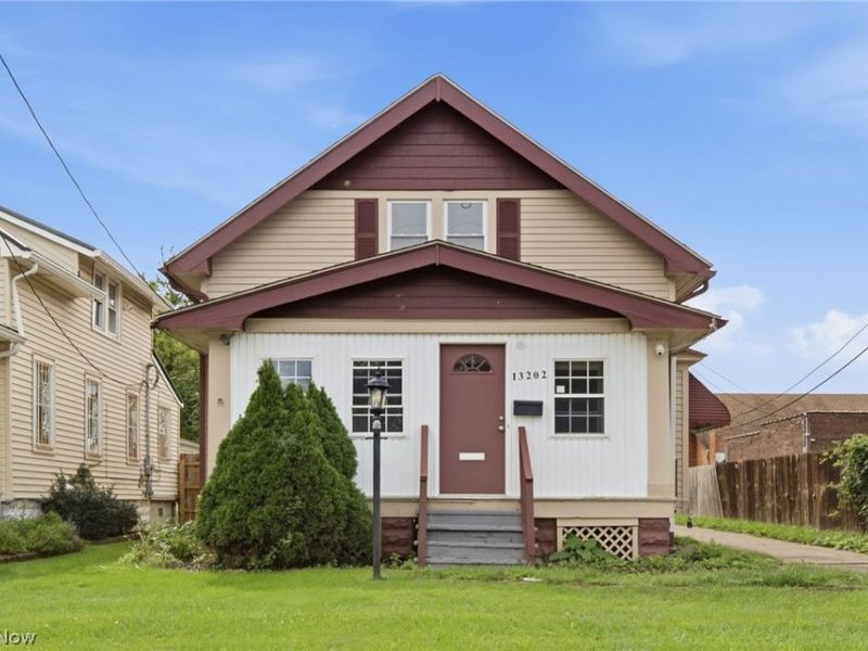 13202 Melzer Avenue, Cleveland, OH 44120 Photo 2