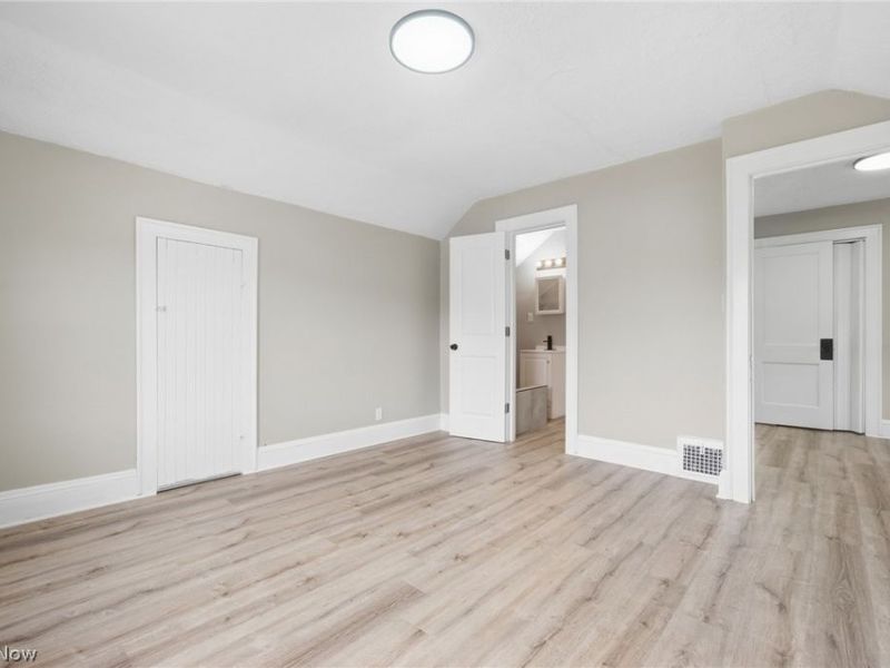 13202 Melzer Avenue, Cleveland, OH 44120 Photo 21