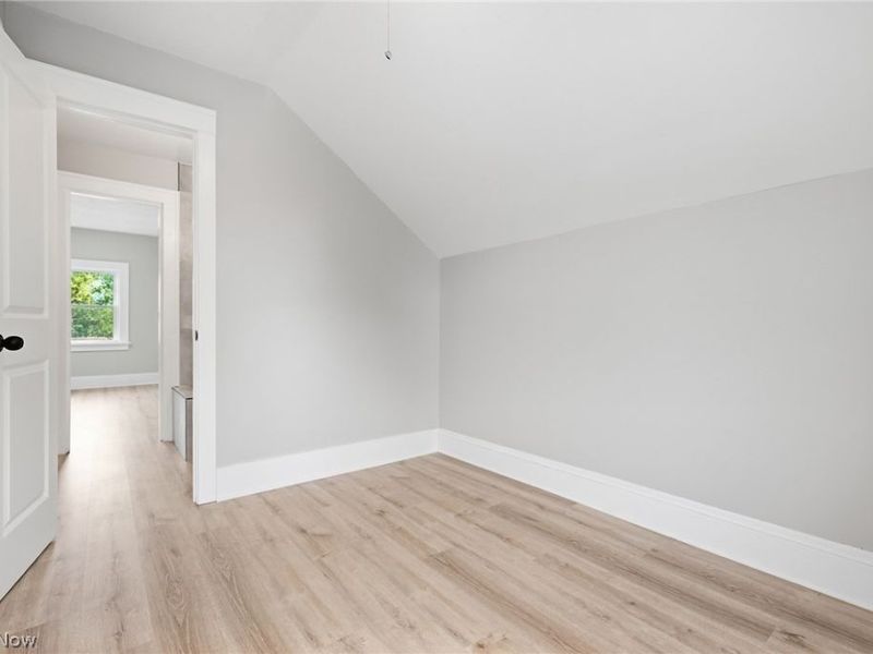 13202 Melzer Avenue, Cleveland, OH 44120 Photo 23
