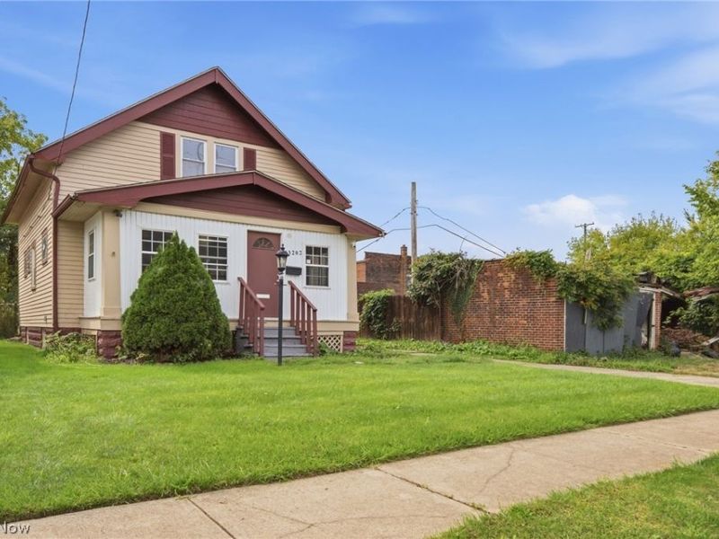 13202 Melzer Avenue, Cleveland, OH 44120 Photo 3