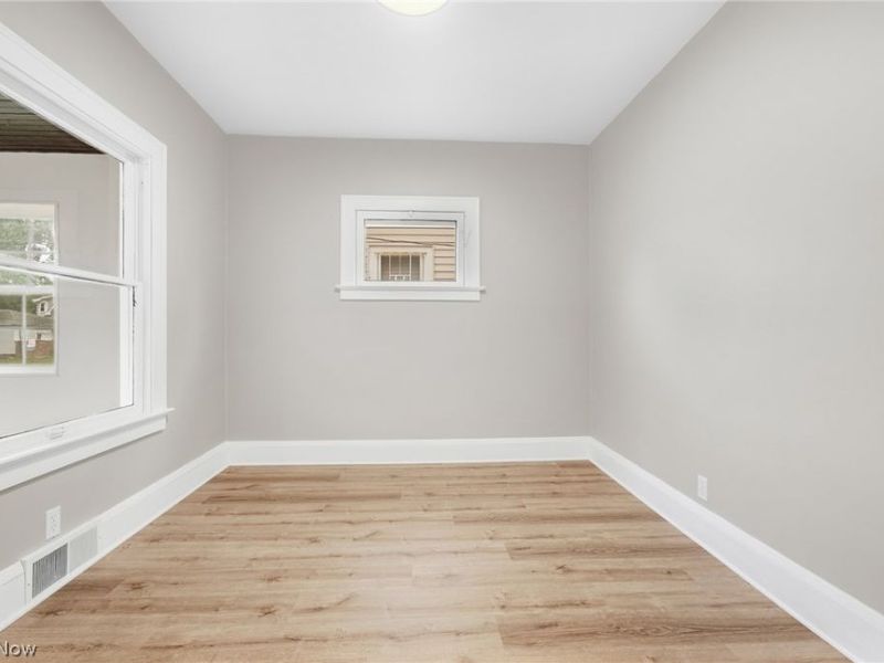 13202 Melzer Avenue, Cleveland, OH 44120 Photo 8