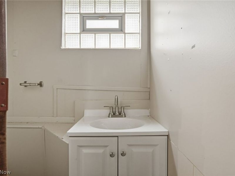 4256 W 22nd Street, Cleveland, OH 44109 Photo 29
