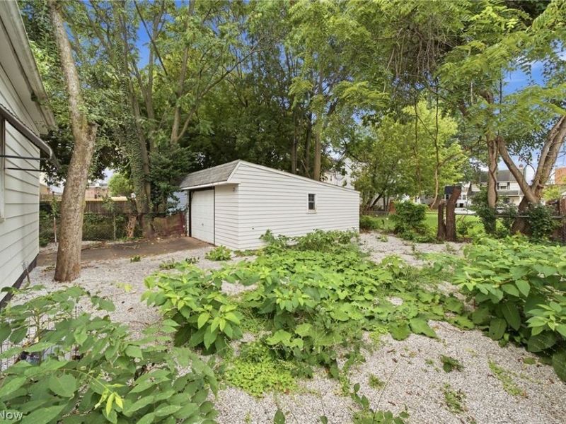 4256 W 22nd Street, Cleveland, OH 44109 Photo 35