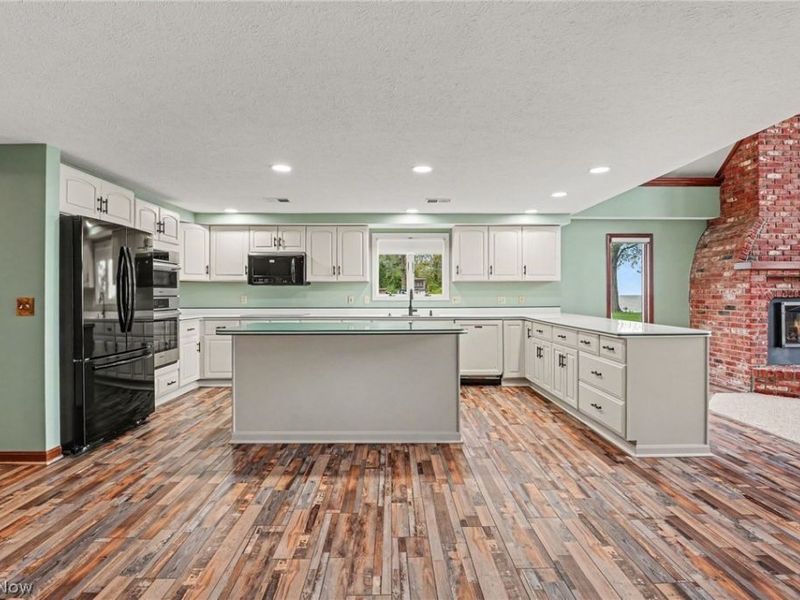 3711 Edgewater Drive, Ashtabula, OH 44004 Photo 7