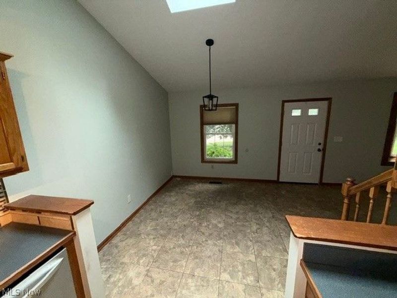 691 S Point Trail, Berea, OH 44017 Photo 12