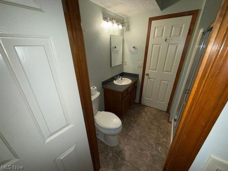 691 S Point Trail, Berea, OH 44017 Photo 20