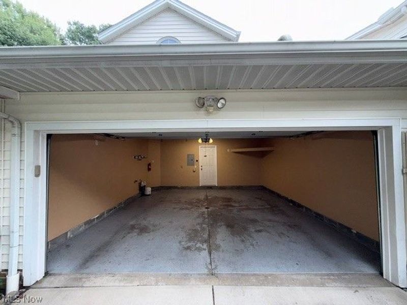 691 S Point Trail, Berea, OH 44017 Photo 3