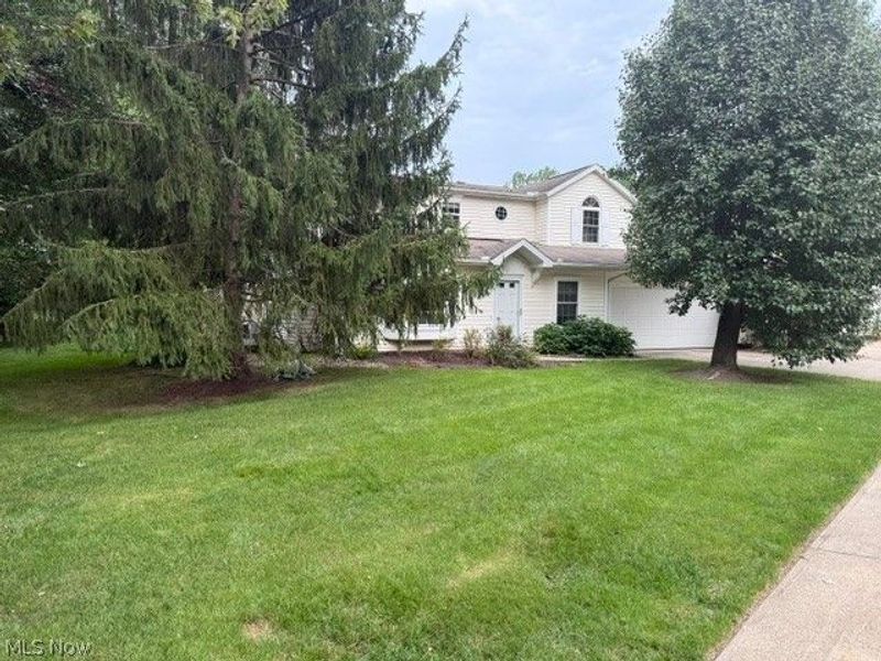 691 S Point Trail, Berea, OH 44017 Photo 39