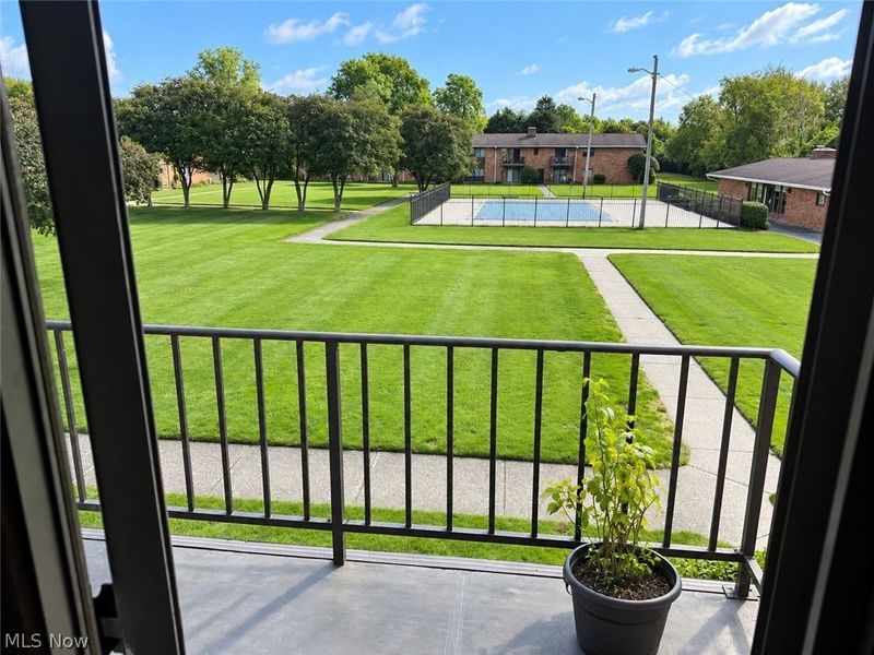 23865 David Drive, Unit 204, North Olmsted, OH 44070 Photo 14