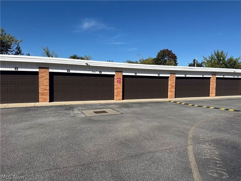 23865 David Drive, Unit 204, North Olmsted, OH 44070 Photo 19
