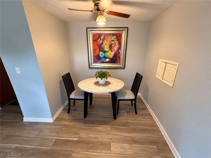 23865 David Drive, Unit 204, North Olmsted, OH 44070 Photo 4