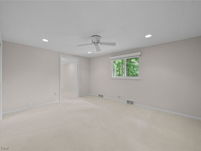 645 Mentor Road, Akron, OH 44303 Photo 24