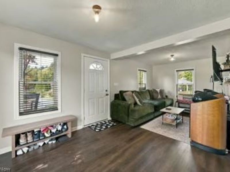 2770 Ithaca Avenue, Lakemore, OH 44312 Photo 5