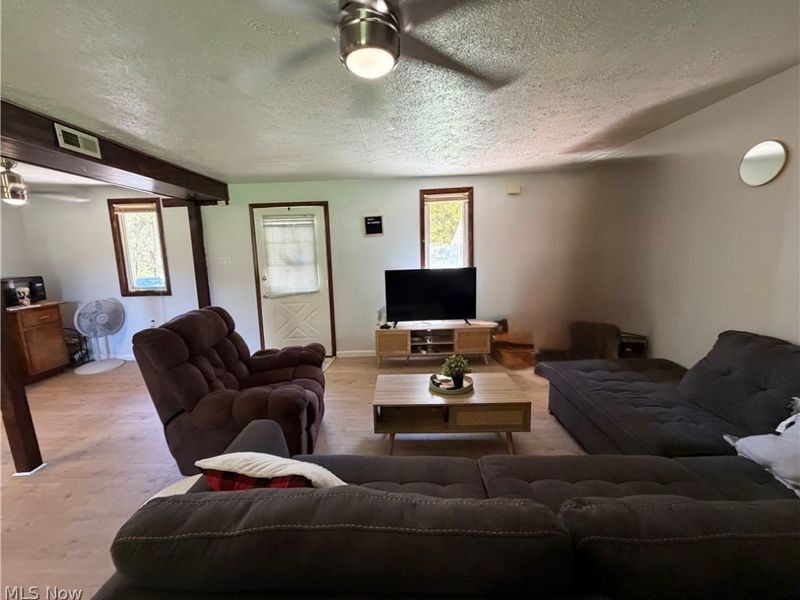 34030 Township Road 68, Frazeysburg, OH 43822 Photo 5