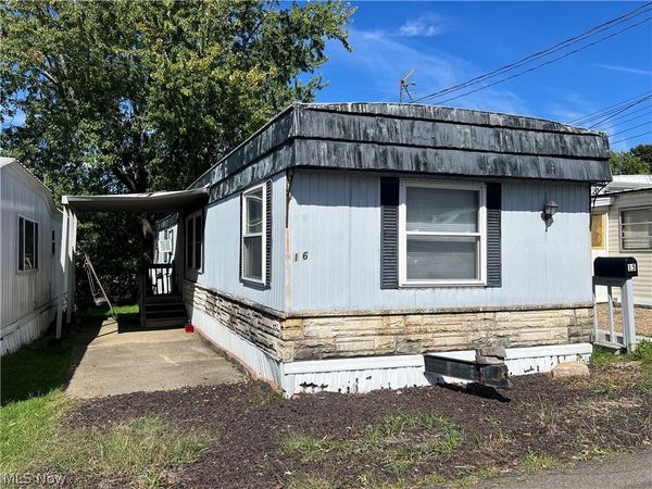 8464 Cleveland Avenue NW, Unit 16, North Canton, OH 44720