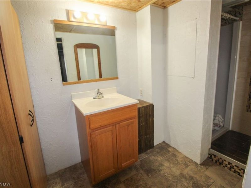 2476 Albrecht Avenue, Akron, OH 44312 Photo 11