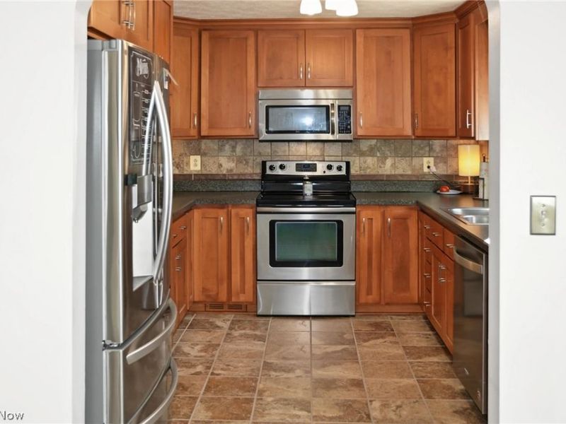 863 Duff Drive, Ashland, OH 44805 Photo 18