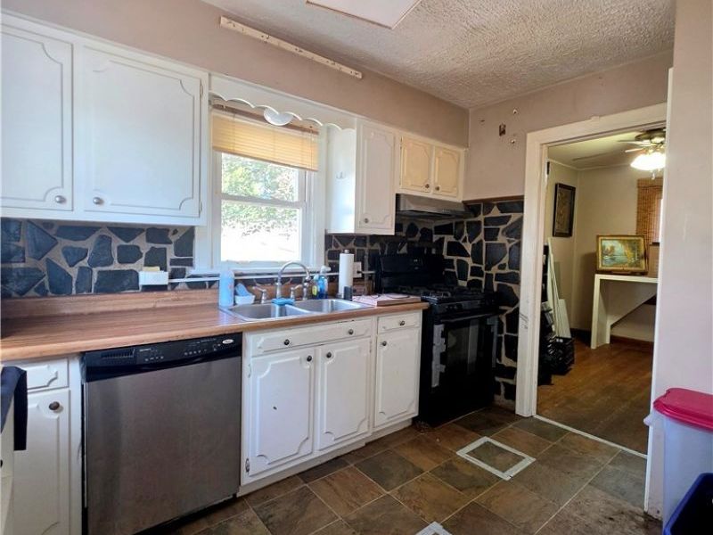 4963 Barrie Street NW, Canton, OH 44708 Photo 12