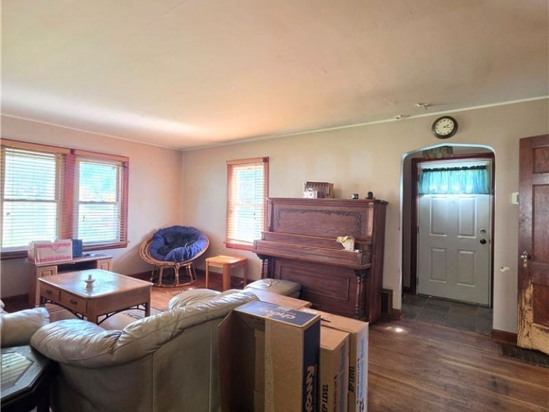 4963 Barrie Street NW, Canton, OH 44708 Photo 9