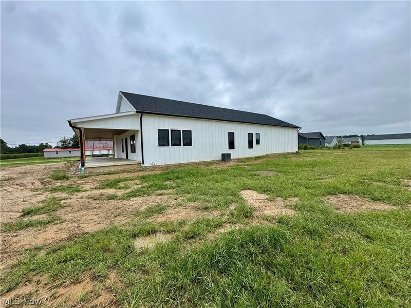 454 Hocking Road, Little Hocking, OH 45742 Photo 4