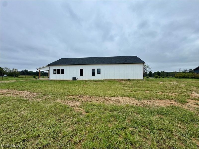 454 Hocking Road, Little Hocking, OH 45742 Photo 5