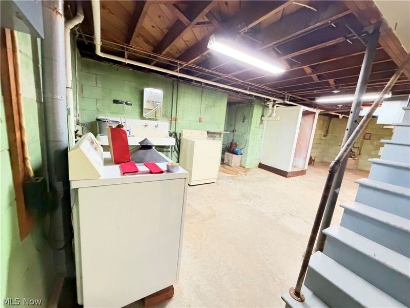 33017 State Route 7, New Matamoras, OH 45767 Photo 25