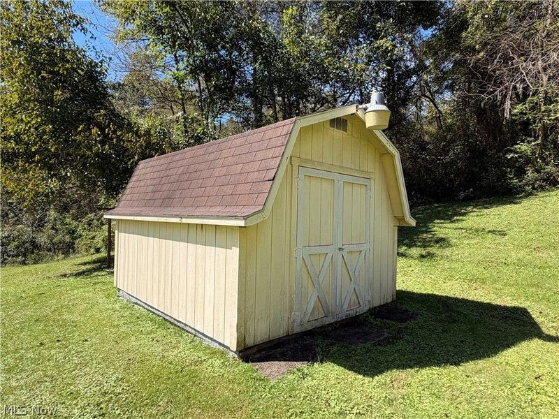 33017 State Route 7, New Matamoras, OH 45767 Photo 26