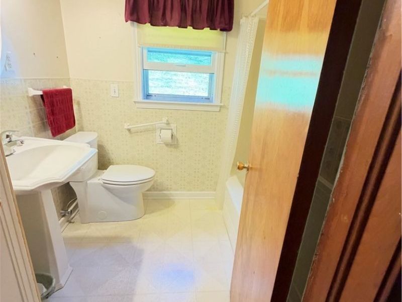 33017 State Route 7, New Matamoras, OH 45767 Photo 8