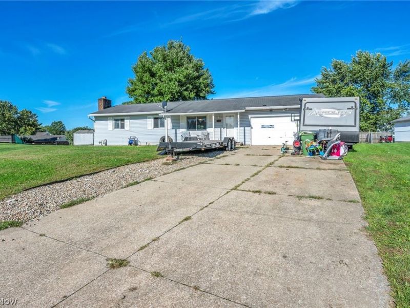 751 Ries Circle NW, Canal Fulton, OH 44614 Photo 5