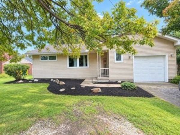 209 Riverside Drive , Painesville Twp, OH 44077