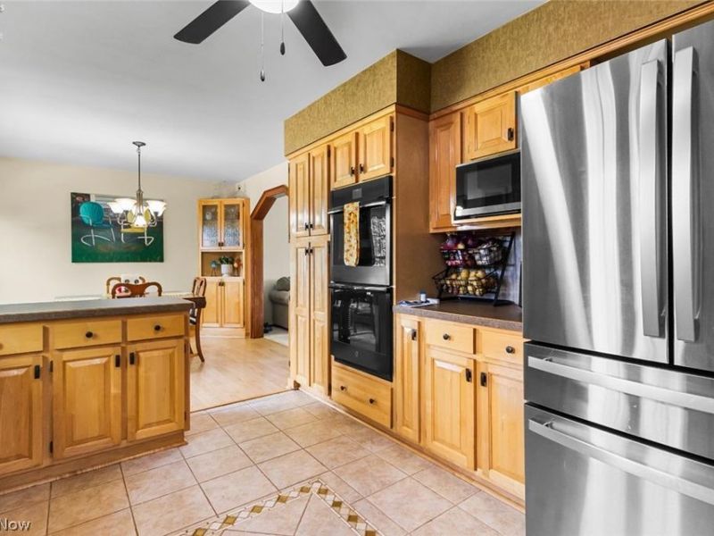 47568 Middle Ridge Road, Amherst, OH 44001 Photo 20