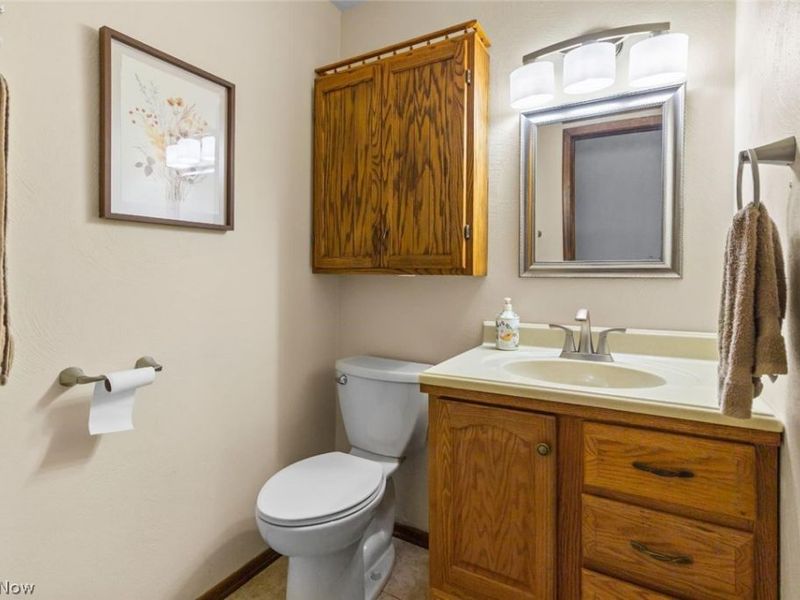47568 Middle Ridge Road, Amherst, OH 44001 Photo 22