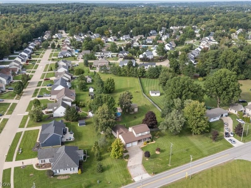 47568 Middle Ridge Road, Amherst, OH 44001 Photo 5