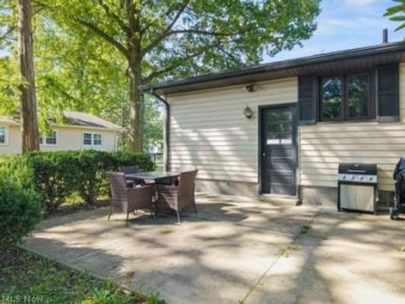 437 Bicksler Drive , Wadsworth, OH 44281 Photo 25