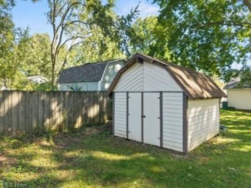 437 Bicksler Drive , Wadsworth, OH 44281 Photo 27