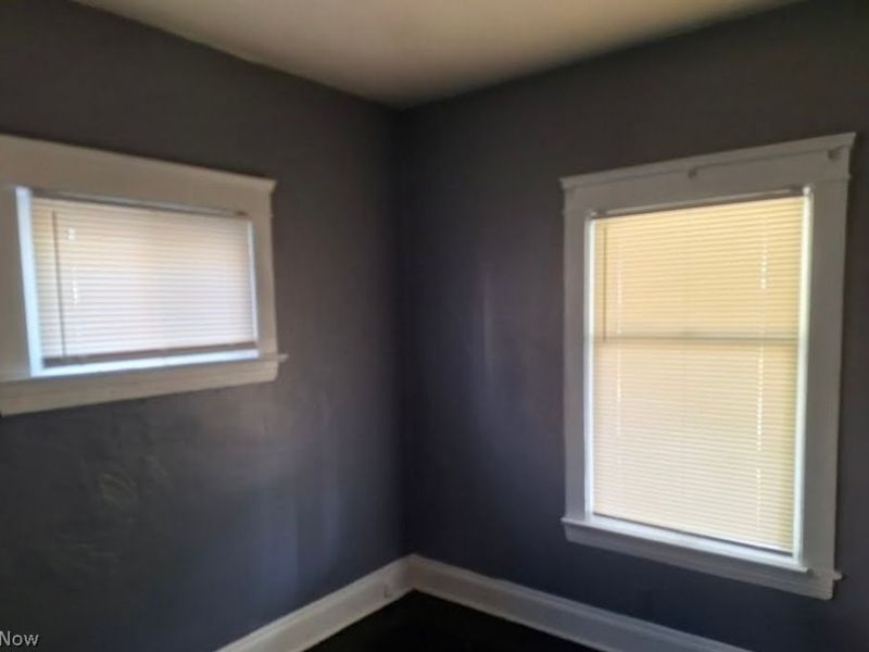 9813 Manor Avenue, Cleveland, OH 44104 Photo 8